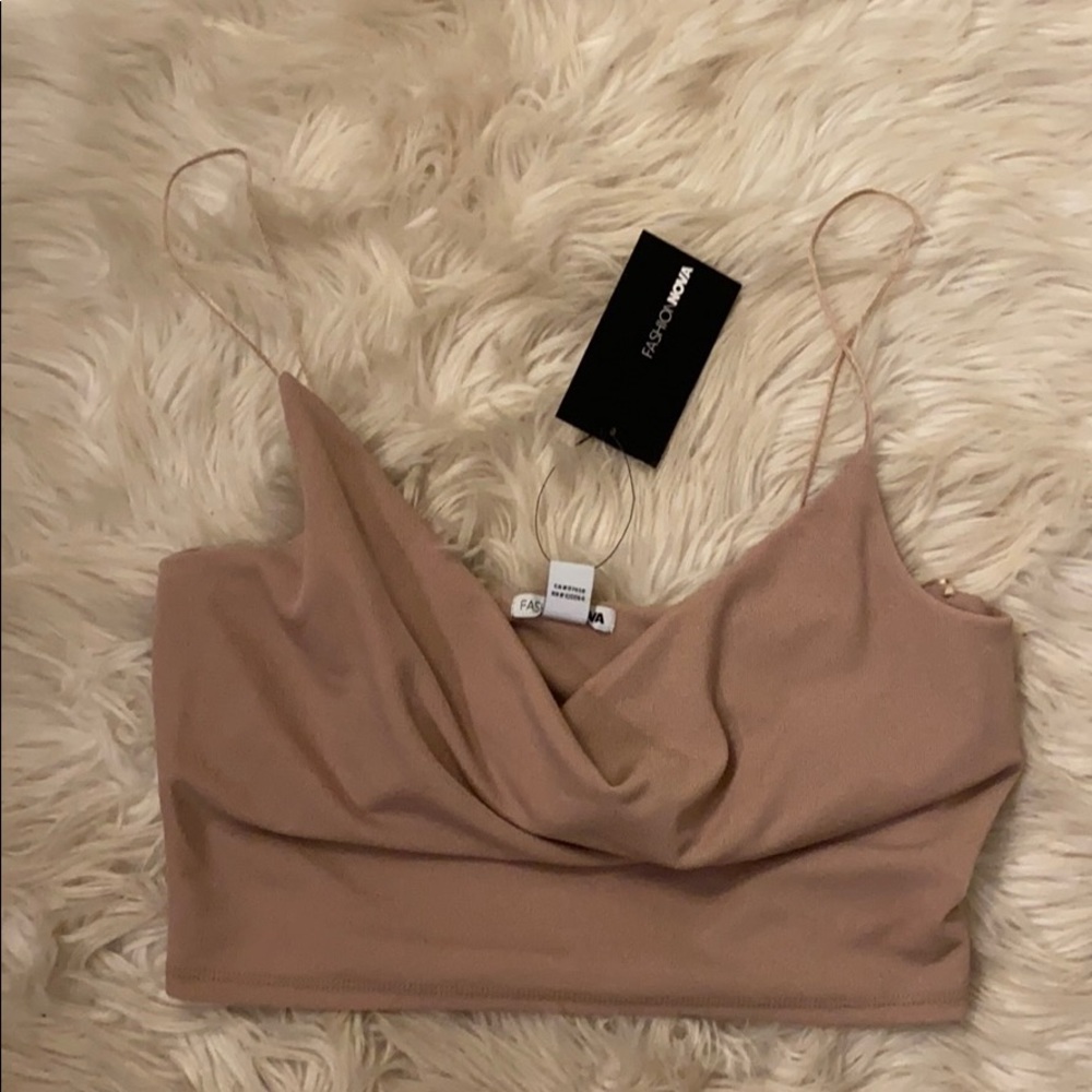 NWT Cowl Neck Crop